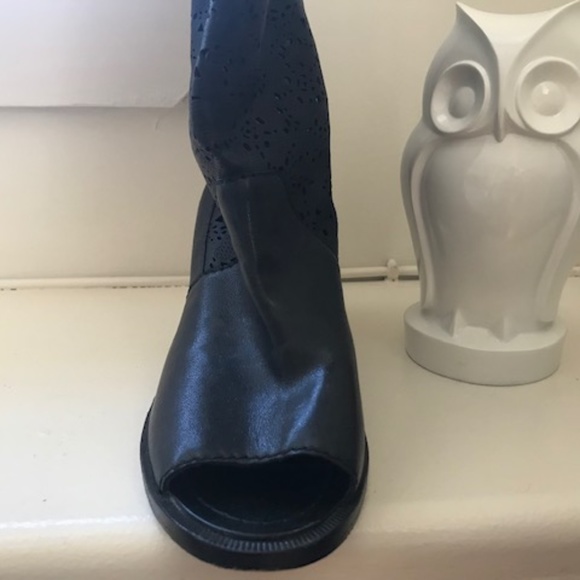 Alice + Olivia Catherine Laser-Cut Peep Toe Bootie - Picture 5 of 8